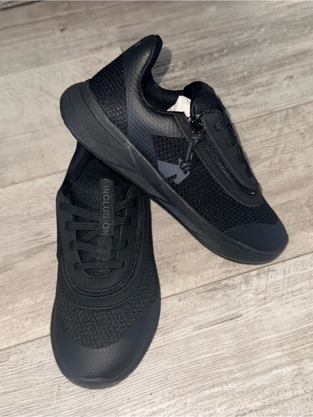 BILLY Sport Inclusion One Kids 3 Wide Black Adaptive Zip Sneakers